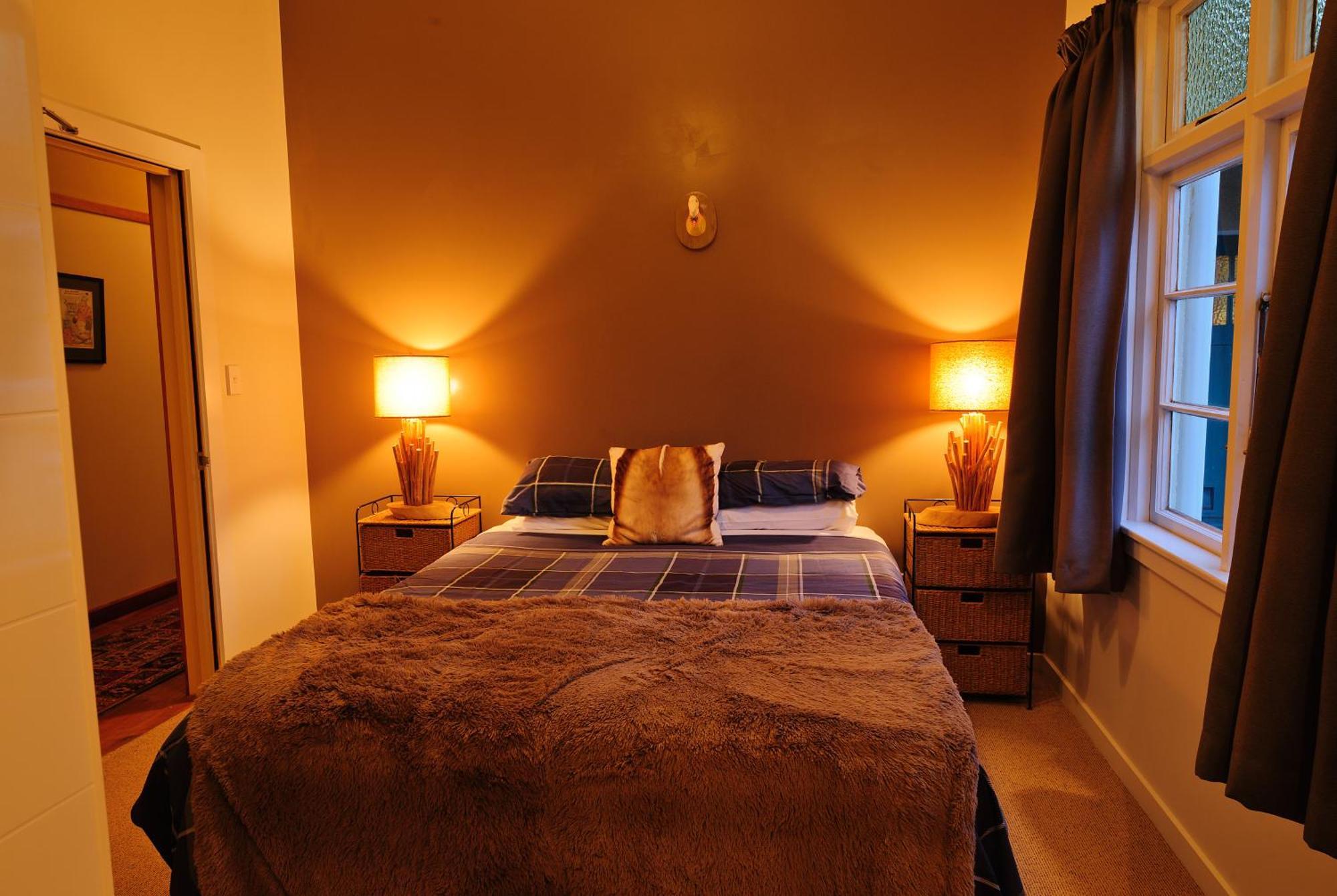 Blacks Hotel Ophir Bagian luar foto
